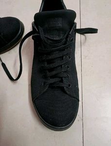 Authentic Adidas Stan Smith Sneakers