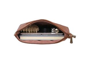 Chic Brown Croc-Embossed Shoulder Bag