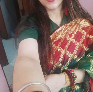 Elegant Green &amp; Red Brocade Saree