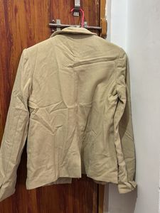Classic Beige 2000s Jacket