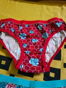 Floral Print Panties - Pack of 3 Medium Size