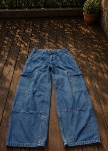 Wide Leg Cargo Jeans