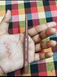 MILA BEAUTE GlossGirl Lip Gloss