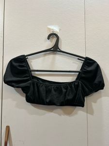 Black crop top