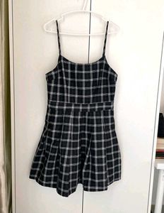 H&M Plaid Mini Pleated dress