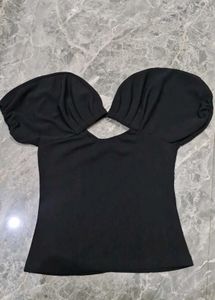 Chic Black Puff Sleeve Top