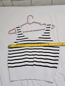 Knit Cropped Tank Top (Black &amp; white stripes)