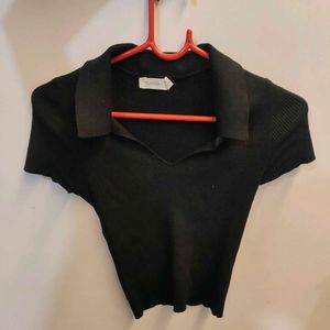 Black Ribbed Collared Crop Top