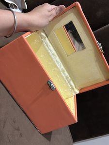 makeup kit