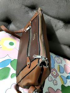 Lavie Sling Handbag 👜👜