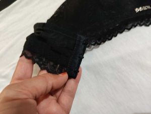 Black Lace Strapless Bra