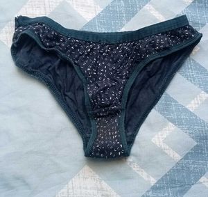 3 bottom wear
