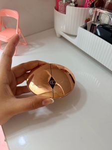 Charlotte Tilbury Flawless Finish check d