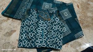 Teal Saree with Geometric Print