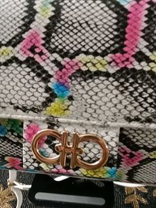 Chic Snake Print Crossbody Bag