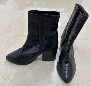 ADORLY Textured Block Heeled Boots