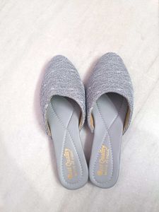Stylish Grey Jutti Style Flats
