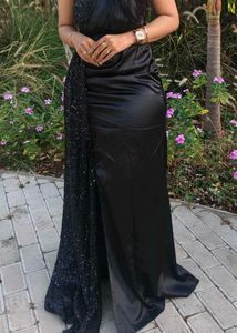 Sparkling Black One-Shoulder Gown