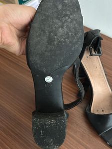 SALE!! Chic Black Block Heel Sandals