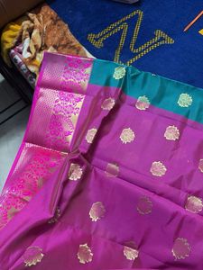 Elegant Teal &amp; Pink Silk Saree with Gold Weave