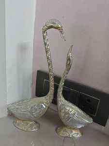 Elegant Swan Pair Showpiece