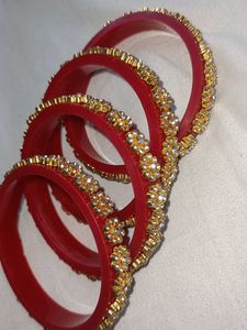 4 Red Bangles &amp; 2 Pink Bangle
