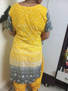 beautiful cotton suite with polka dost