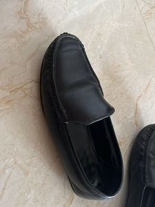 Leather Loafers - Classic Style