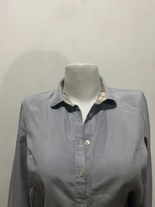 Chic Grey Button-Up Shirt