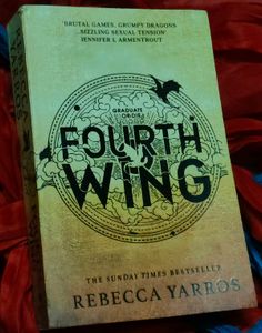 Fourth Wing Book (BRAND NEW)