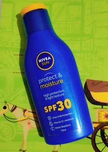 Glow with Nivea Sun SPF30