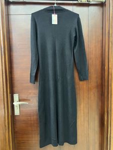 Elegant Black Midi Dress