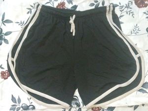 Mid Rise Black Shorts