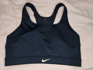 Nike Sports Bra - Black