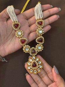 Exquisite Red Stone Necklace Set