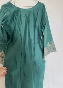 Elegant Green Embroidered Kurta Set
