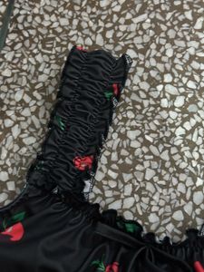 Chic Black Floral Print Top