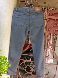 Branded New Jeans For Women 🤍🤍🤍