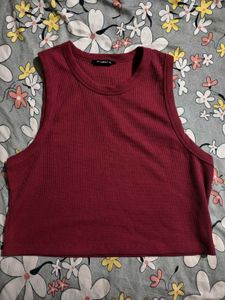 maroon sleeveless top