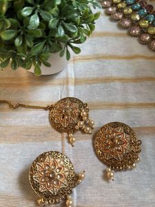 Ethnic Jewellery Set with Maang Tikka
