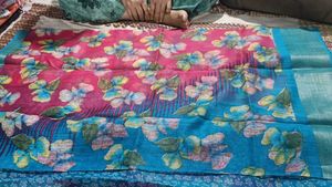 Beautiful Floral Print Tissue Saree