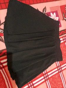 Chic Black Skater Skirt