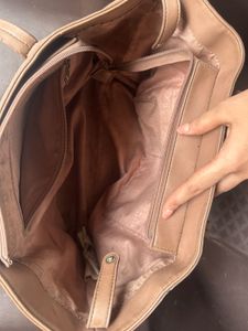 SALE ‼️Caprese Tote Bag