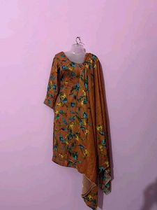 Stylish Orange Floral Kurta Set with Dupatta