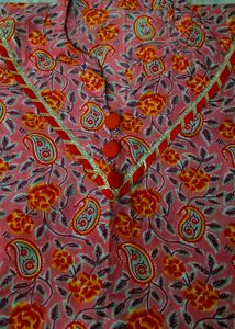 A floral print kurti