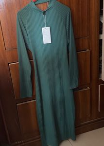 Ribbed Green Midi Dress