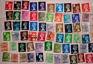 60+ GreatBritainQueenElizabeth2 Stamps