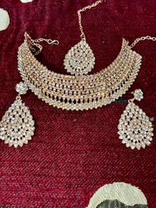 Stunning Rhinestone Choker Necklace Set