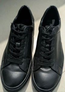 Black H&M Sneakers