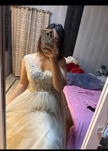 Elegant Embellished Gown🎀❤️